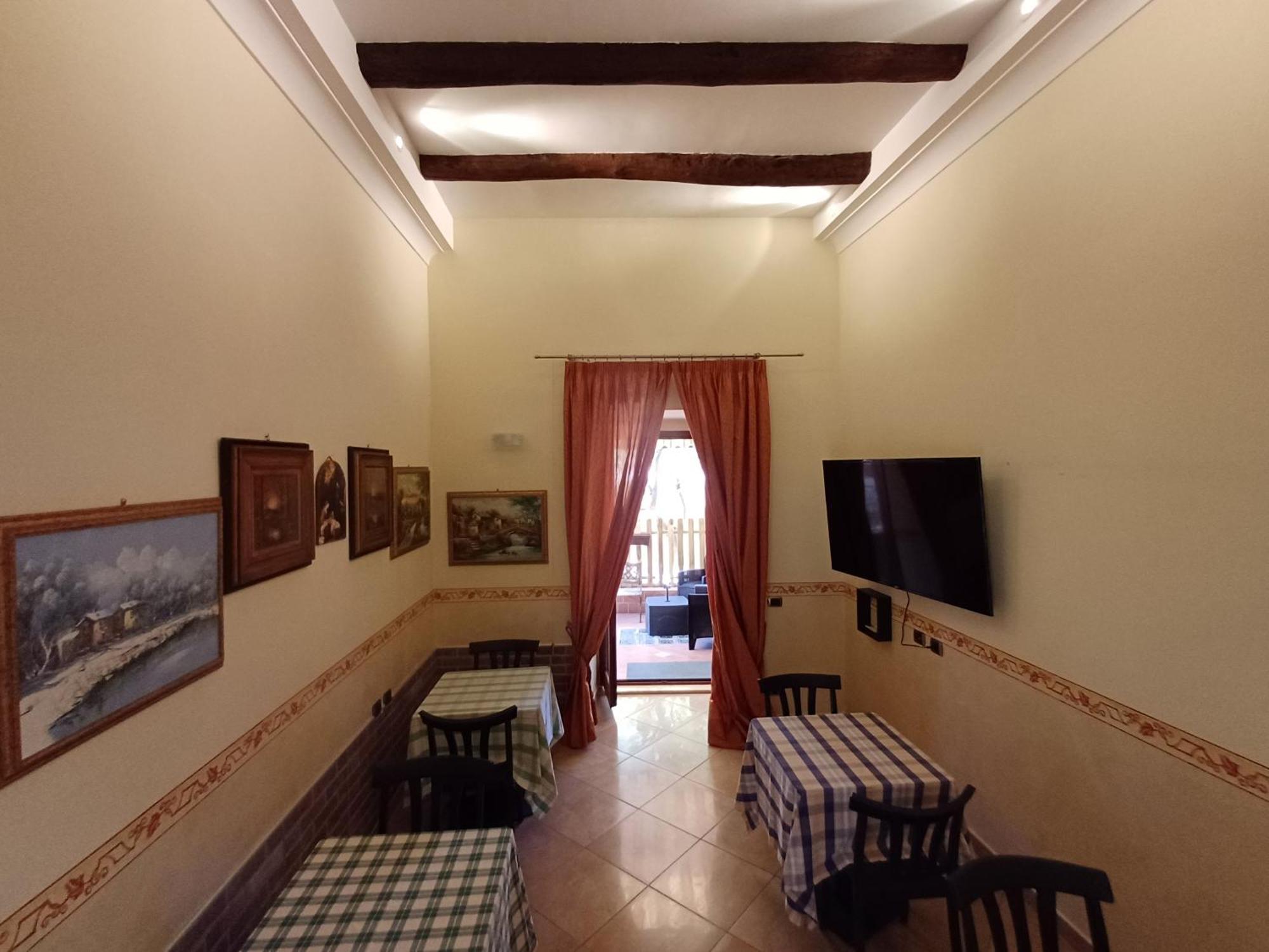 Ostello Napoli Town Zewnętrze zdjęcie