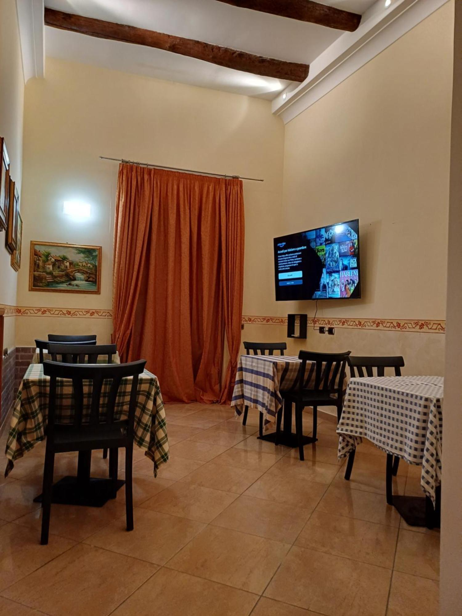 Ostello Napoli Town Zewnętrze zdjęcie